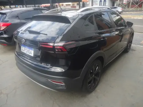 VOLKSWAGEN Nivus 1.0 4P FLEX 200 TSI HIGHLINE TURBO AUTOMÁTICO, Foto 8 VOLKSWAGEN Nivus 1.0 4P FLEX 200 TSI HIGHLINE TURBO AUTOMÁTICO, Foto 8