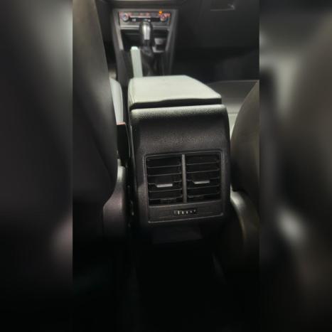 VOLKSWAGEN Nivus 1.0 4P FLEX 200 TSI HIGHLINE TURBO AUTOM�TICO, Foto 16