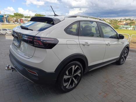 VOLKSWAGEN Nivus 1.0 4P FLEX 200 TSI HIGHLINE TURBO AUTOM�TICO, Foto 3