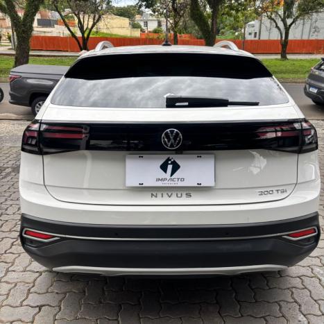 VOLKSWAGEN Nivus 1.0 4P FLEX 200 TSI HIGHLINE TURBO AUTOMÁTICO, Foto 17