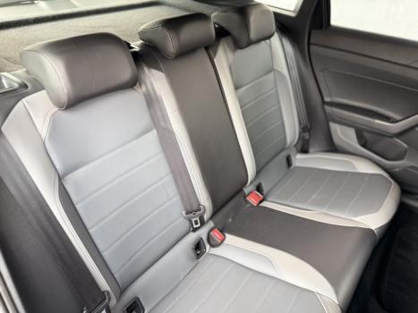 VOLKSWAGEN Nivus 1.0 4P FLEX 200 TSI HIGHLINE TURBO AUTOMÁTICO, Foto 16