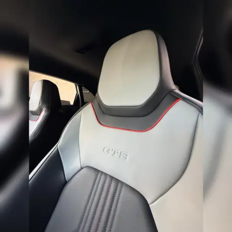 VOLKSWAGEN Nivus 1.4 250 TSI TOTAL FLEX GTS AUTOM�TICO, Foto 13