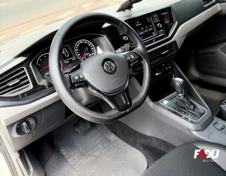 VOLKSWAGEN Polo Hatch 1.0 12V 4P 200 TSI  COMFORTLINE AUTOMTICO, Foto 4