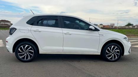 VOLKSWAGEN Polo Hatch 1.0 12V 4P 200 TSI HIGHLINE AUTOMTICO, Foto 4