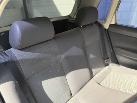 VOLKSWAGEN Polo Hatch 1.6 4P, Foto 17