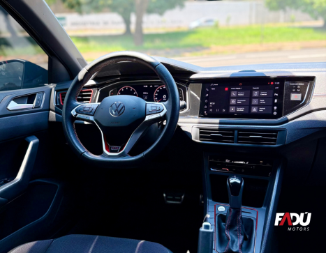 VOLKSWAGEN Polo Hatch 1.4 4P 250 TSI GTS AUTOM�TICO, Foto 4