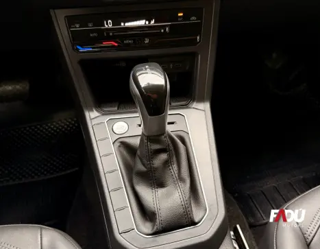 VOLKSWAGEN Polo Hatch 1.0 12V 4P 200 TSI HIGHLINE AUTOM�TICO, Foto 8