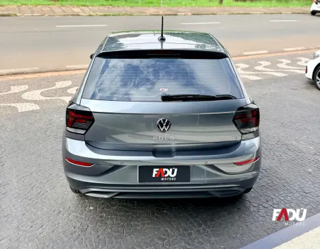 VOLKSWAGEN Polo Hatch 1.0 12V 4P 200 TSI HIGHLINE AUTOM�TICO, Foto 9