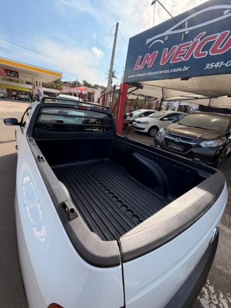 VOLKSWAGEN Saveiro 1.6 16V FLEX MSI ROBUST CABINE SIMPLES, Foto 9