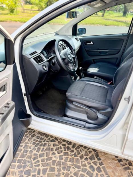 VOLKSWAGEN Space Fox 1.6 4P FLEX, Foto 6