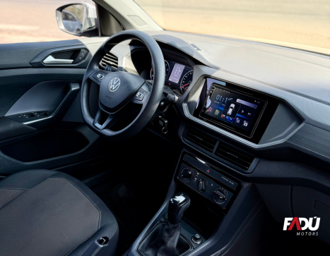 VOLKSWAGEN T-Cross 1.0 4P 200 TSI FLEX SENSE AUTOMÁTICO, Foto 7 VOLKSWAGEN T-Cross 1.0 4P 200 TSI FLEX SENSE AUTOMÁTICO, Foto 7