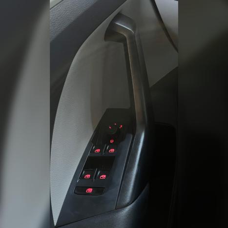 VOLKSWAGEN T-Cross 1.4 4P 250 TSI FLEX HIGHLINE AUTOMÁTICO, Foto 14 VOLKSWAGEN T-Cross 1.4 4P 250 TSI FLEX HIGHLINE AUTOMÁTICO, Foto 14