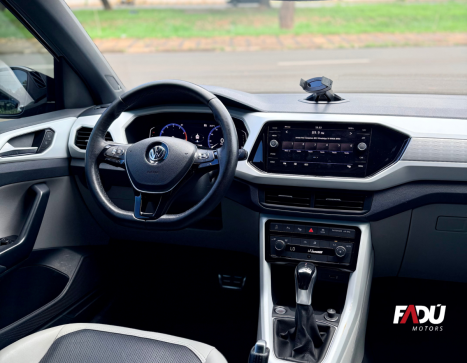 VOLKSWAGEN T-Cross 1.4 4P 250 TSI FLEX EXTREME HIGHLINE AUTOM�TICO, Foto 4