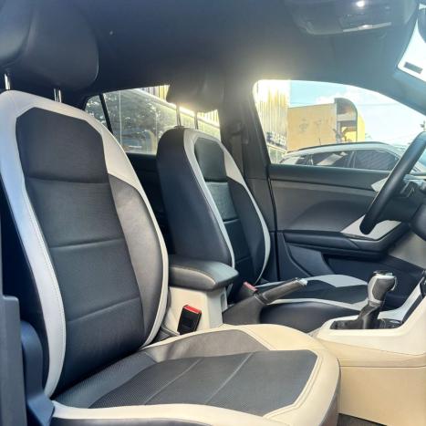 VOLKSWAGEN T-Cross 1.4 4P 250 TSI FLEX HIGHLINE AUTOM�TICO, Foto 4