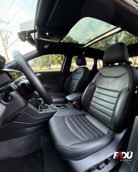 VOLKSWAGEN Taos 1.4 16V 4P FLEX 250 TSI HIGHLINE AUTOMÁTICO, Foto 5 VOLKSWAGEN Taos 1.4 16V 4P FLEX 250 TSI HIGHLINE AUTOMÁTICO, Foto 5