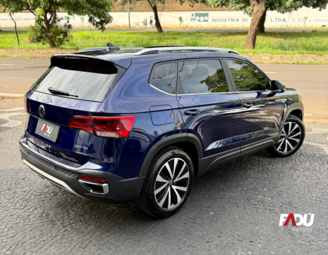 VOLKSWAGEN Taos 1.4 16V 4P FLEX 250 TSI HIGHLINE AUTOM�TICO, Foto 11