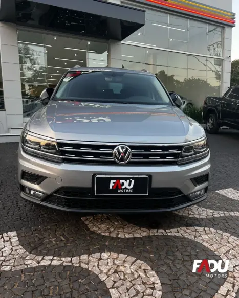 VOLKSWAGEN Tiguan 1.4 250 TSI TOTAL FLEX ALLSPACE COMFORTLINE TURBO AUTOMTICO TIPTRONIC, Foto 2