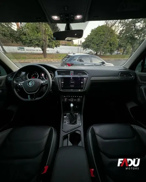 VOLKSWAGEN Tiguan 1.4 250 TSI TOTAL FLEX ALLSPACE COMFORTLINE TURBO AUTOMTICO TIPTRONIC, Foto 12