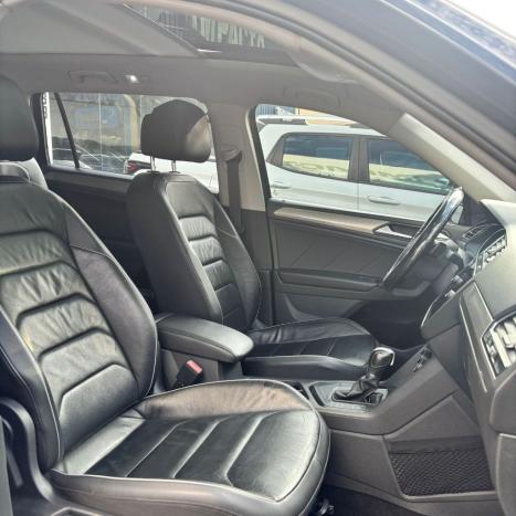 VOLKSWAGEN Tiguan 1.4 16V 4P TSI 250 FLEX TURBO COMFORTLINE AUTOM�TICO, Foto 6