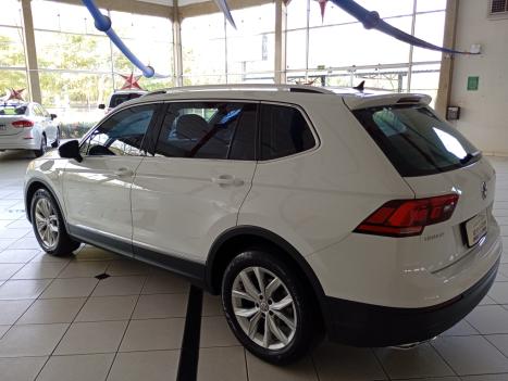VOLKSWAGEN Tiguan 1.4 16V 4P TSI 250 FLEX TURBO COMFORTLINE AUTOMÁTICO, Foto 4