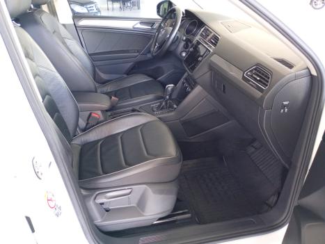 VOLKSWAGEN Tiguan 1.4 16V 4P TSI 250 FLEX TURBO COMFORTLINE AUTOMÁTICO, Foto 8
