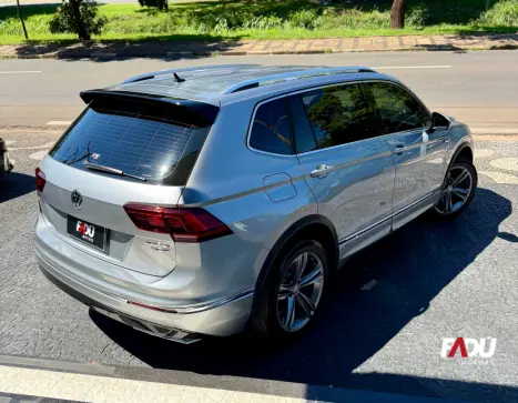 VOLKSWAGEN Tiguan 2.0 350 TSI TOTAL FLEX ALLSPACE R-LINE 4-MOTION TURBO AUTOMTICO DSG, Foto 10
