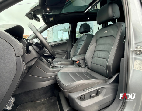 VOLKSWAGEN Tiguan 2.0 350 TSI TOTAL FLEX ALLSPACE R-LINE 4-MOTION TURBO AUTOM�TICO DSG, Foto 4