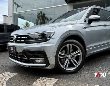 VOLKSWAGEN Tiguan 2.0 350 TSI TOTAL FLEX ALLSPACE R-LINE 4-MOTION TURBO AUTOM�TICO DSG, Foto 3