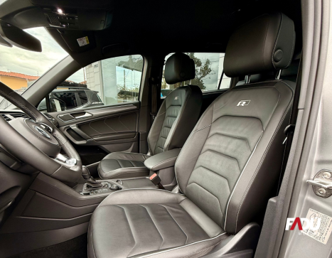 VOLKSWAGEN Tiguan 2.0 350 TSI TOTAL FLEX ALLSPACE R-LINE 4-MOTION TURBO AUTOM�TICO DSG, Foto 4