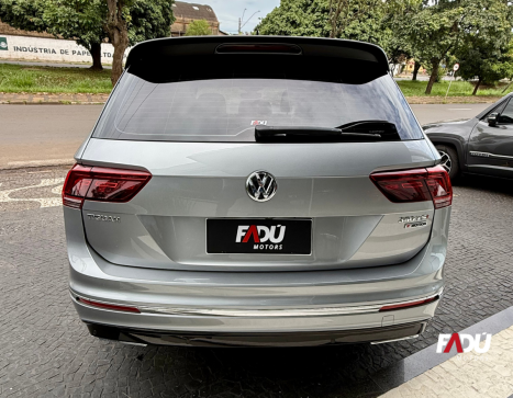VOLKSWAGEN Tiguan 2.0 350 TSI TOTAL FLEX ALLSPACE R-LINE 4-MOTION TURBO AUTOM�TICO DSG, Foto 10