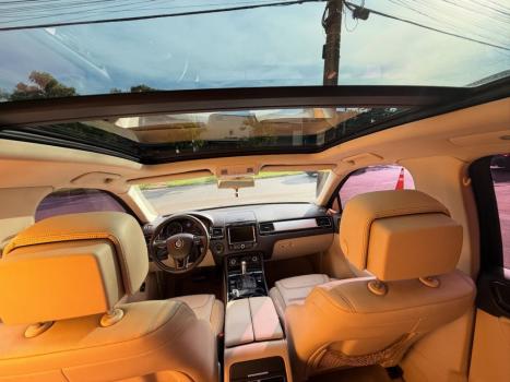 VOLKSWAGEN Touareg 3.6 24V V6 4P FSI 4X4 AUTOM�TICO, Foto 4