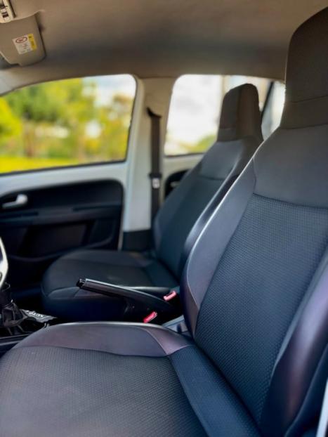 VOLKSWAGEN UP 1.0 4P FLEX 170 TSI XTREME, Foto 6