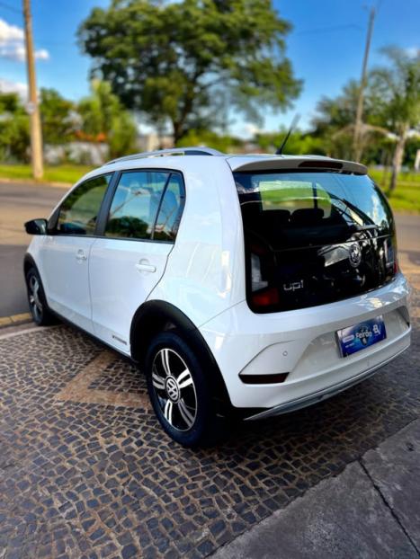 VOLKSWAGEN UP 1.0 4P FLEX 170 TSI XTREME, Foto 4