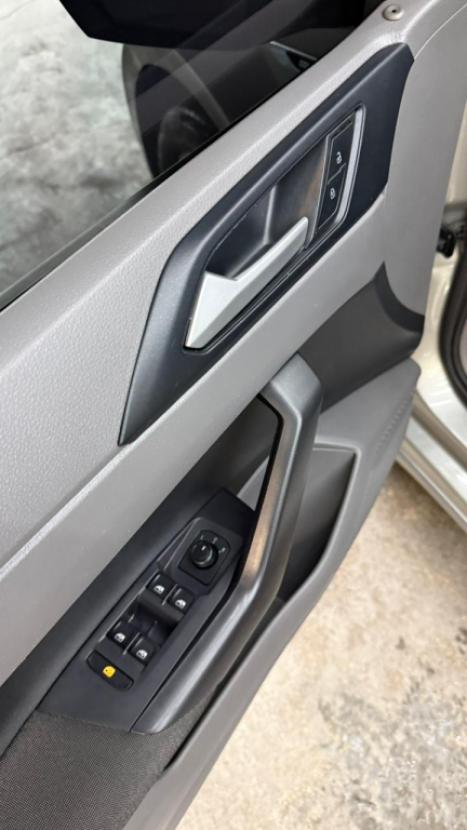 VOLKSWAGEN Virtus 1.0 4P 200 TSI FLEX COMFORTLINE AUTOMTICO, Foto 4