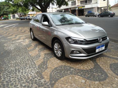 VOLKSWAGEN Virtus 1.0 4P 200 TSI FLEX COMFORTLINE AUTOM�TICO, Foto 2