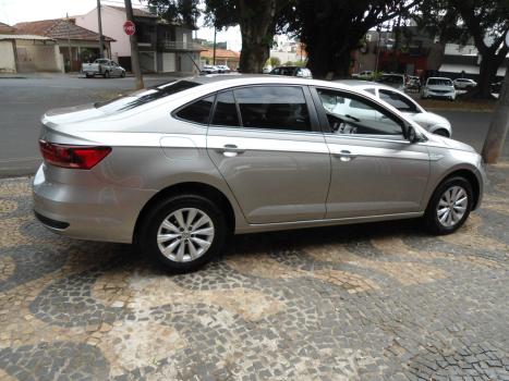 VOLKSWAGEN Virtus 1.0 4P 200 TSI FLEX COMFORTLINE AUTOM�TICO, Foto 3