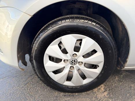 VOLKSWAGEN Voyage 1.6 4P FLEX, Foto 4