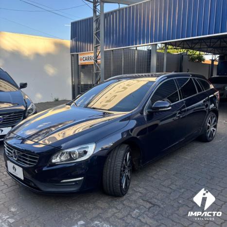 VOLVO V60 2.0 4P T4 MOMENTUM AUTOM�TICO, Foto 4