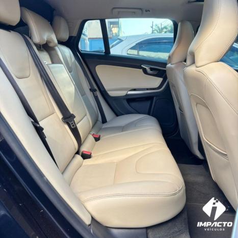 VOLVO V60 2.0 4P T4 MOMENTUM AUTOM�TICO, Foto 7