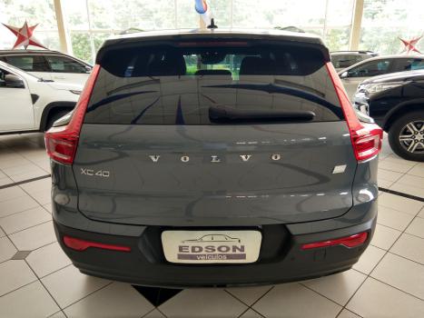 VOLVO XC40 1.5 16V 4P T5 RECHARGE HBRIDO R-DESIGN GEARTRONIC AUTOMTICO, Foto 5