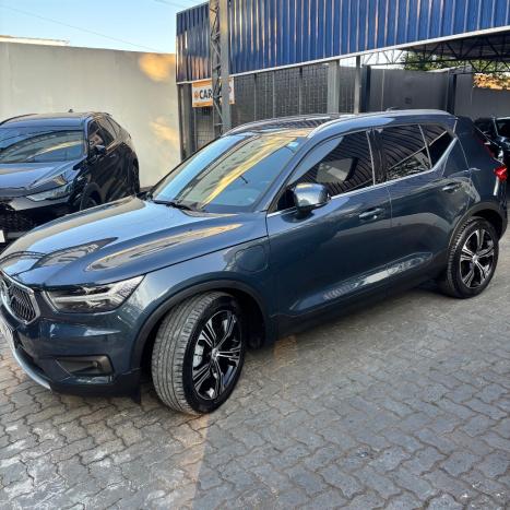 VOLVO XC40 1.5 16V 4P T5 RECHARGE H�BRIDO INSCRIPTION GEARTRONIC AUTOM�TICO, Foto 4