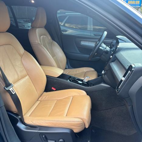 VOLVO XC40 1.5 16V 4P T5 RECHARGE H�BRIDO INSCRIPTION GEARTRONIC AUTOM�TICO, Foto 6