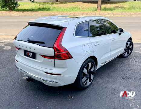 VOLVO XC60 2.0 16V 4P T8 RECHARGE H�BRIDO ULTIMATE DARK AWD TURBO GEARTRONIC AUTOM�TICO, Foto 11
