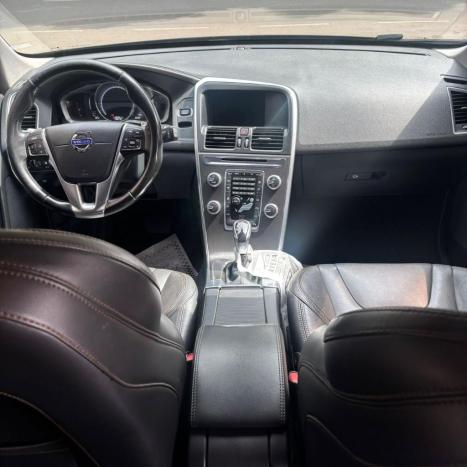 VOLVO XC60 2.0 4P T5 MOMENTUM TURBO AUTOM�TICO, Foto 9