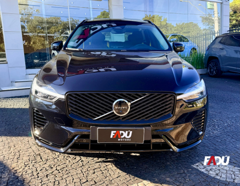 VOLVO XC60 2.0 4P T8 PHEV ULTRA DARK AWD GEARTRONIC AUTOM�TICO, Foto 2