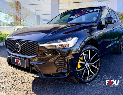 VOLVO XC60 2.0 4P T8 PHEV ULTRA DARK AWD GEARTRONIC AUTOM�TICO, Foto 3