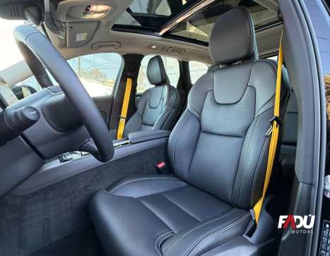 VOLVO XC60 2.0 4P T8 PHEV ULTRA DARK AWD GEARTRONIC AUTOM�TICO, Foto 4