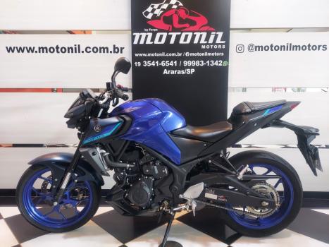YAMAHA MT-03 300 ABS, Foto 3