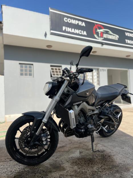 YAMAHA MT-09 Tracer GT 900 , Foto 6