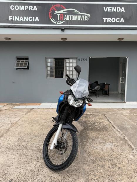 YAMAHA Tener� 250 XTZ, Foto 4